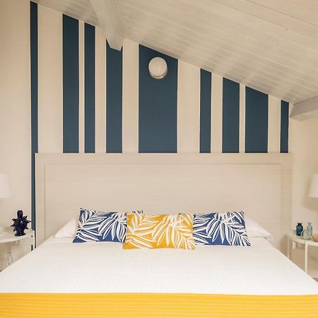 Civico 64 Bed & Breakfast In Mansarda Палми Екстериор снимка